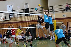 Herren 1 mit Sieg in Kleinsteinbach Herren 1 mit Sieg in Kleinsteinbach
